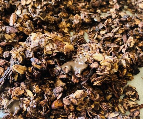 Easy Chocolate Granola