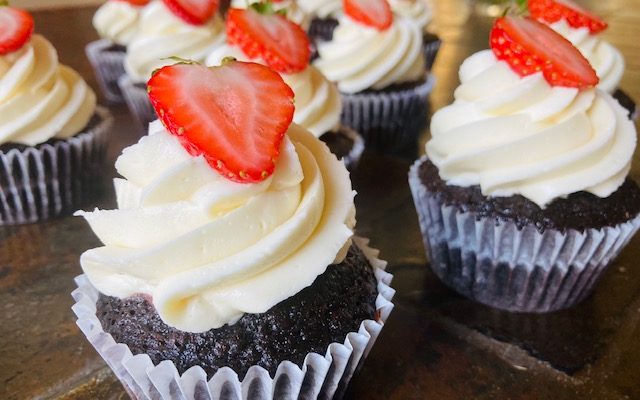 Chocolate Strawberry Cupcakes